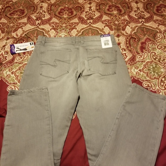 Lee Denim - 🆕️Lee gray skinny leg jeans